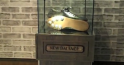 ニューバランス ファースト ランニングシューズ（New Balance 1st running shoe）